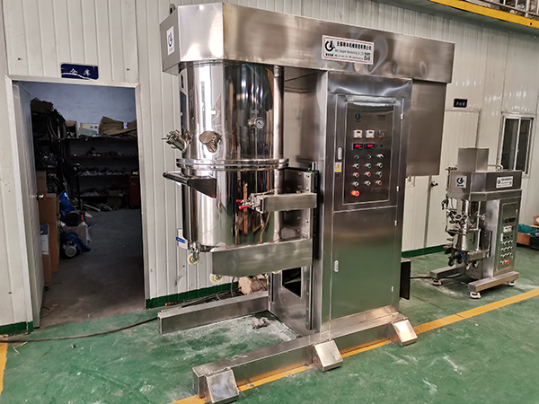 双行星搅拌机选配减速机要遵循哪些原则