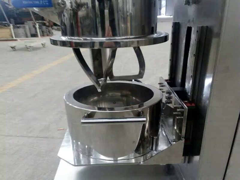 如何更好地发挥50L真空行星搅拌机的作用